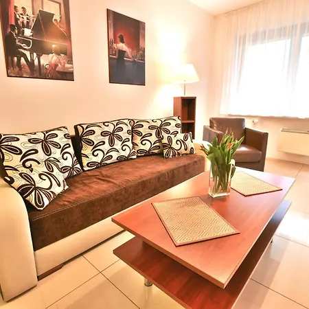 Promenada-arka Апартаменты *